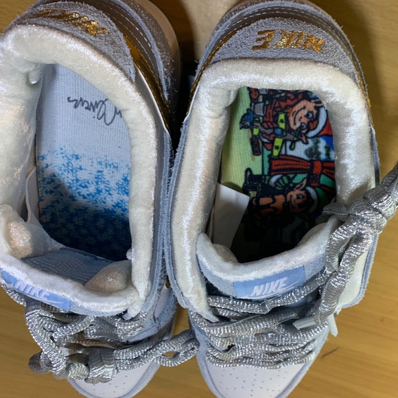 Nike SB Size 8 Sean Cliver - Picture 1 of 6